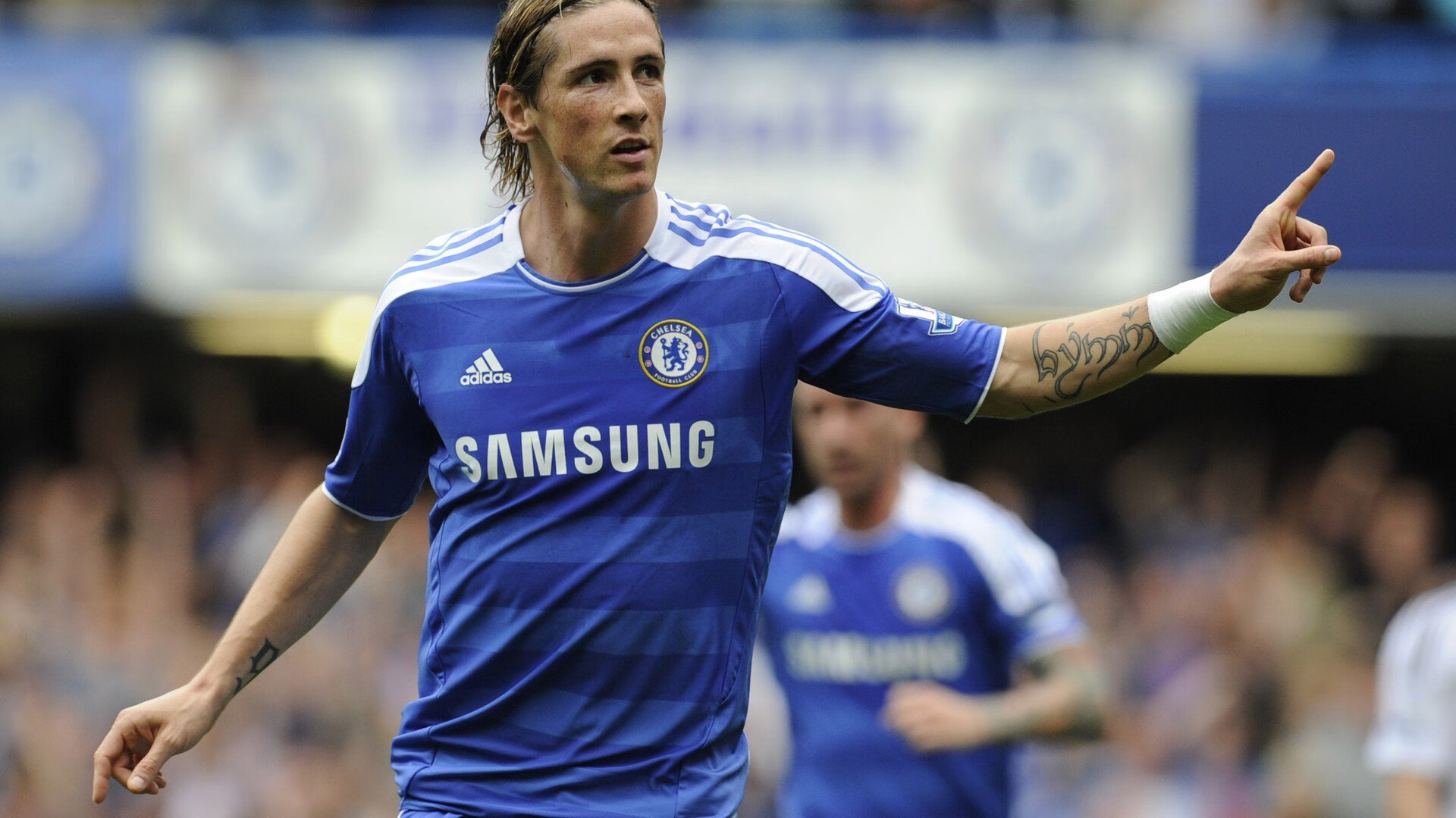 “英超迎来收官大戏，争冠局势备受关注”，英超总结